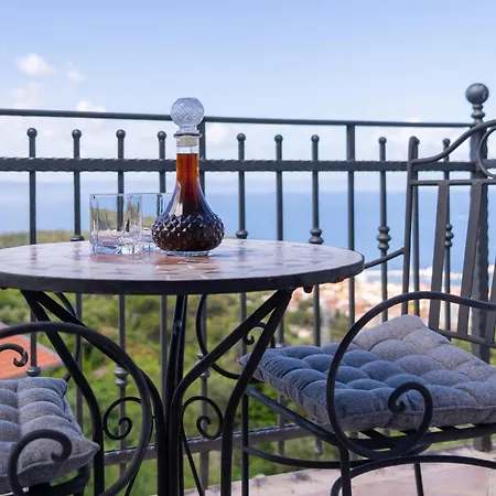 Sara With Pool, Whirlpool And Sea View Makarska