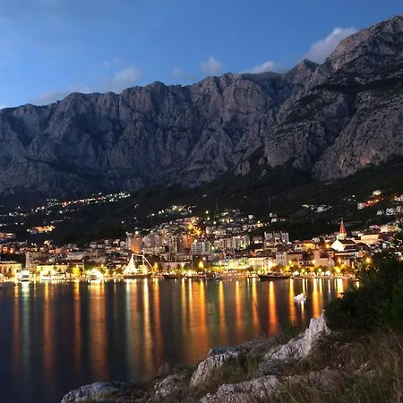 Villa Sara With Pool, Whirlpool And Sea View