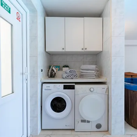 Sara With Pool, Whirlpool And Sea View Villa *