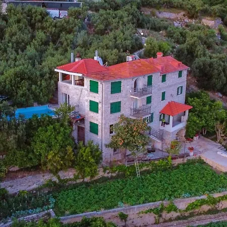 Villa Sara With Pool, Whirlpool And Sea View *