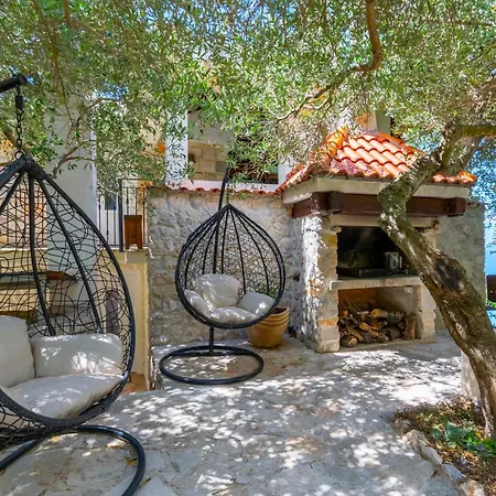 Sara With Pool, Whirlpool And Sea View