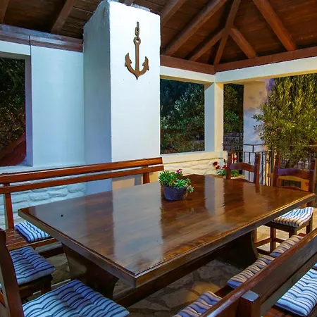 Sara With Pool, Whirlpool And Sea View Вілла *