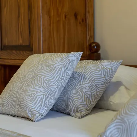 Sara With Pool, Whirlpool And Sea View Makarska