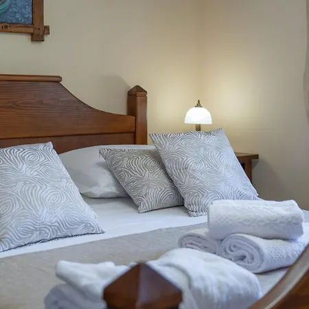 Sara With Pool, Whirlpool And Sea View *