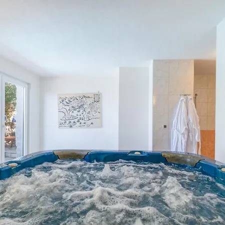 Sara With Pool, Whirlpool And Sea View Villa