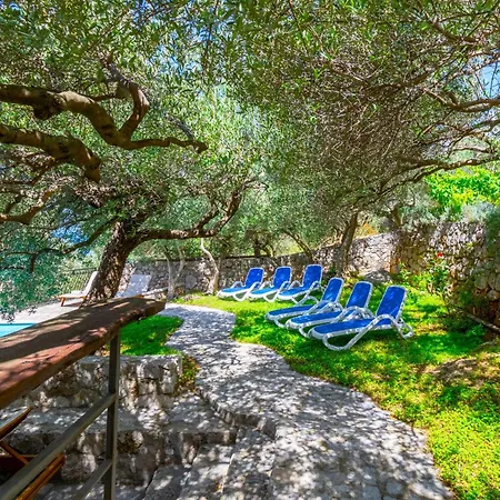 Sara With Pool, Whirlpool And Sea View * Makarska