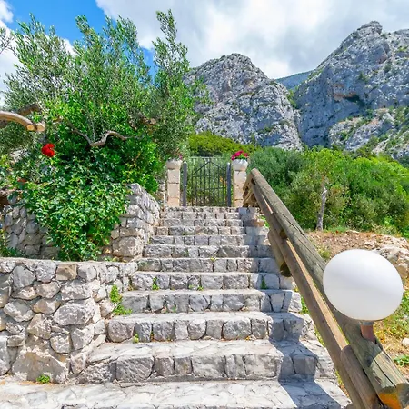 Sara With Pool, Whirlpool And Sea View Villa