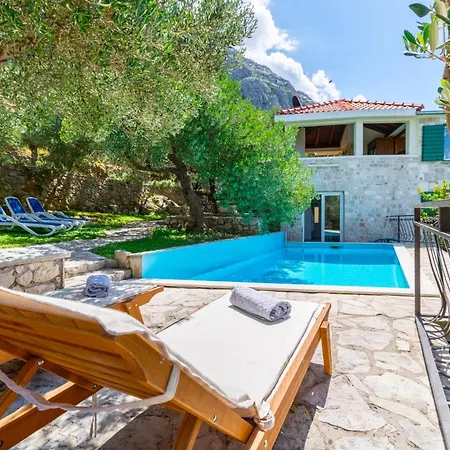 Sara With Pool, Whirlpool And Sea View